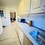 Aday - Modern 2 Bedroom Charming With Public Parking * Aalborg