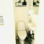 Aday - Modern 2 Bedroom Charming With Public Parking *